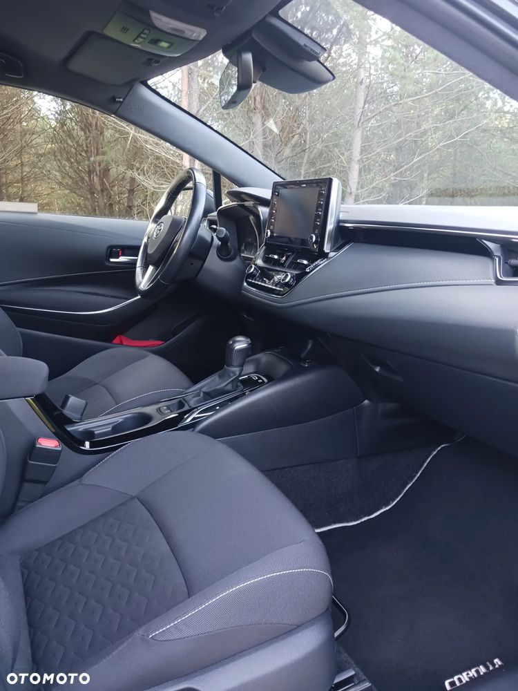 Toyota Corolla 1.8 Hybrid Comfort - 30