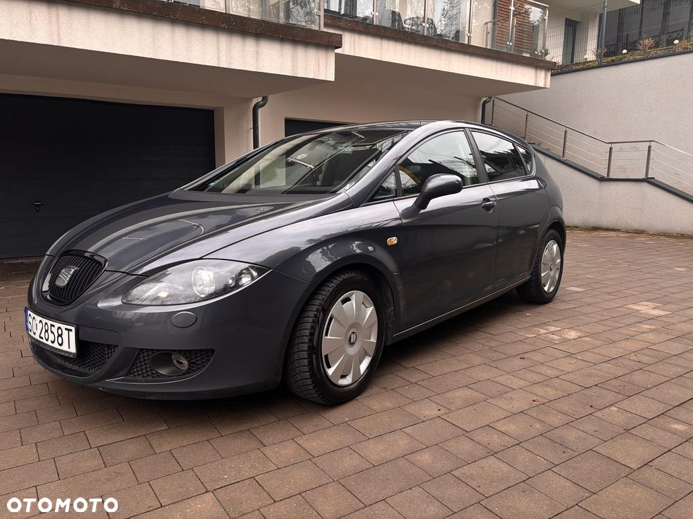 Seat Leon 2.0 TDI DSG Stylance - 3