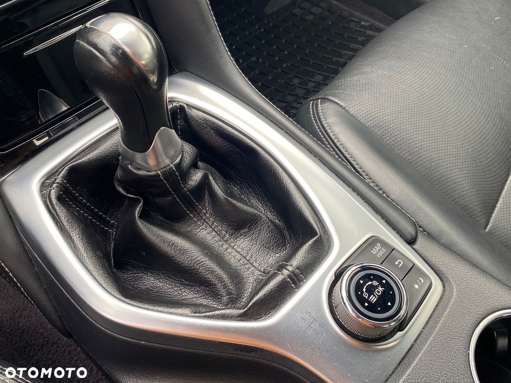 Infiniti Q50 2.2d - 21