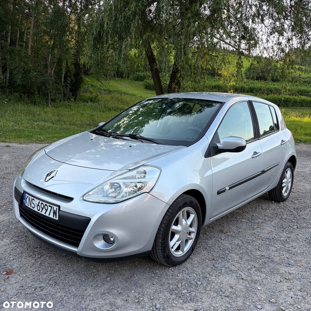 Renault Clio 1.2 16V 75 TomTom Edition - 2