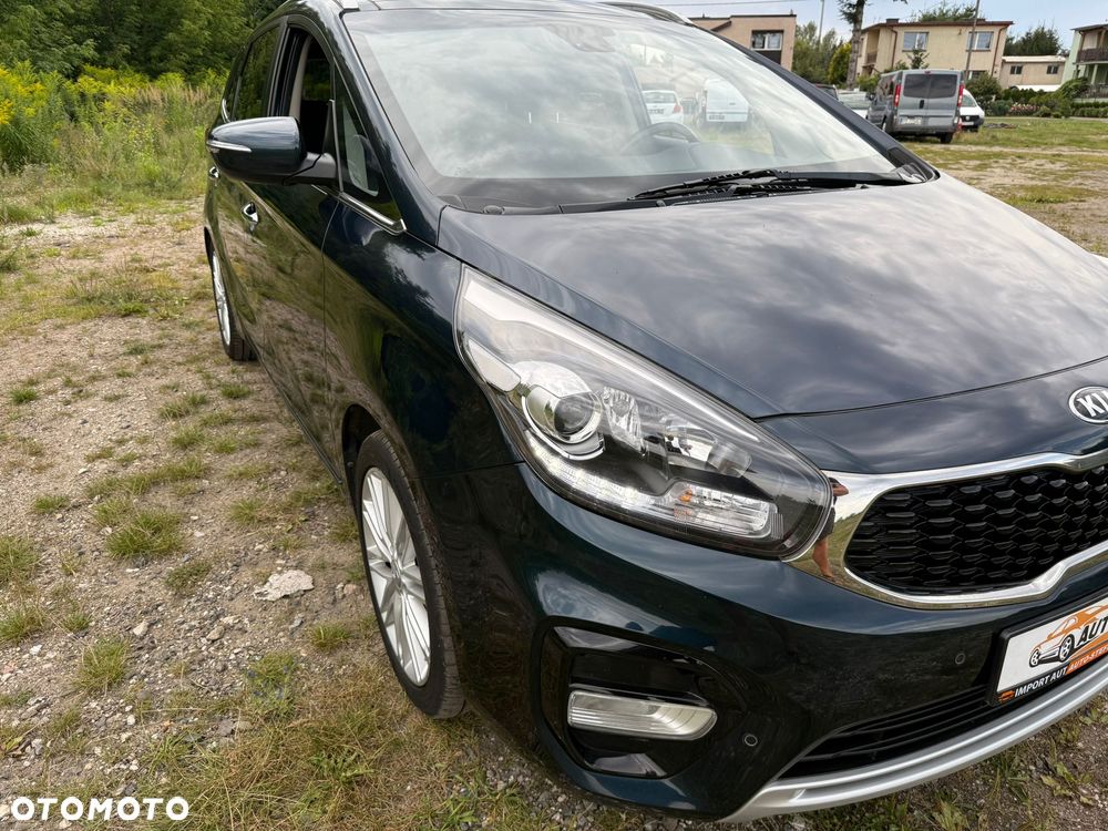 Kia Carens 1.7 CRDi M 7os - 12