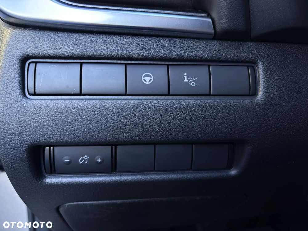 Nissan X-Trail - 32