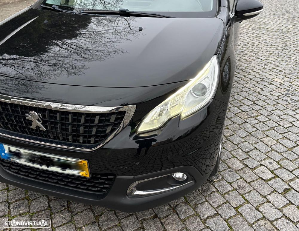 Peugeot 2008 1.2 PureTech Style - 19