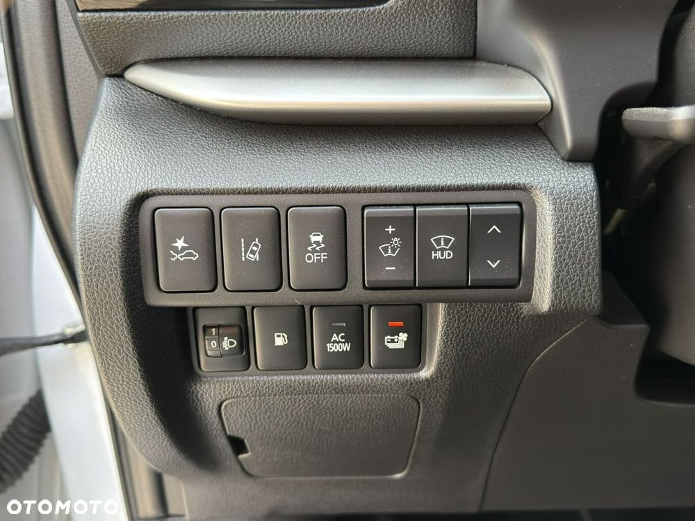 Mitsubishi Eclipse Cross - 16