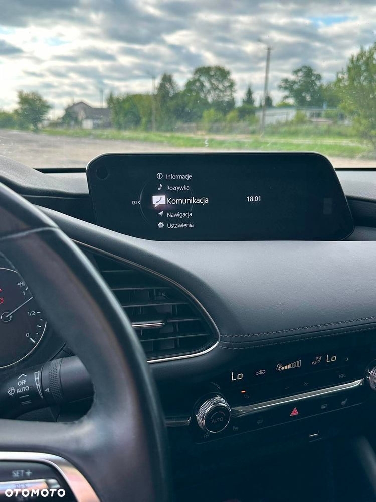 Mazda 3 e-SKYACTIV-G 122 M HYBRID EXCLUSIVE-LINE - 22