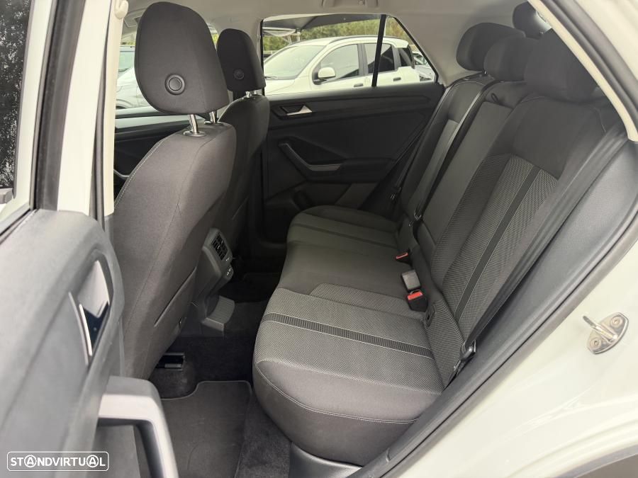 VW T-Roc 1.0 TSI Urban - 20