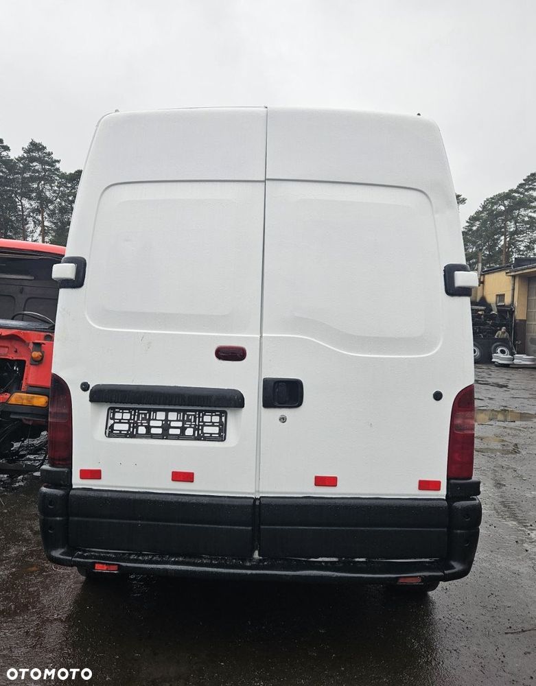 Renault Master II  (lak. 0389) pojazd na części: maska, zderzak, drzwi, szyby, lusterka, chłodnica - 7