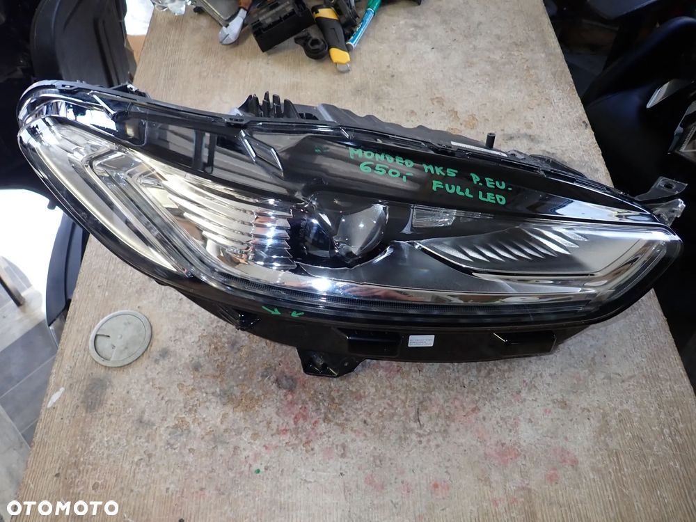 FORD MONDEO MK5 FULL LED LAMPA PRAWY PRZÓD EUROPA - 4