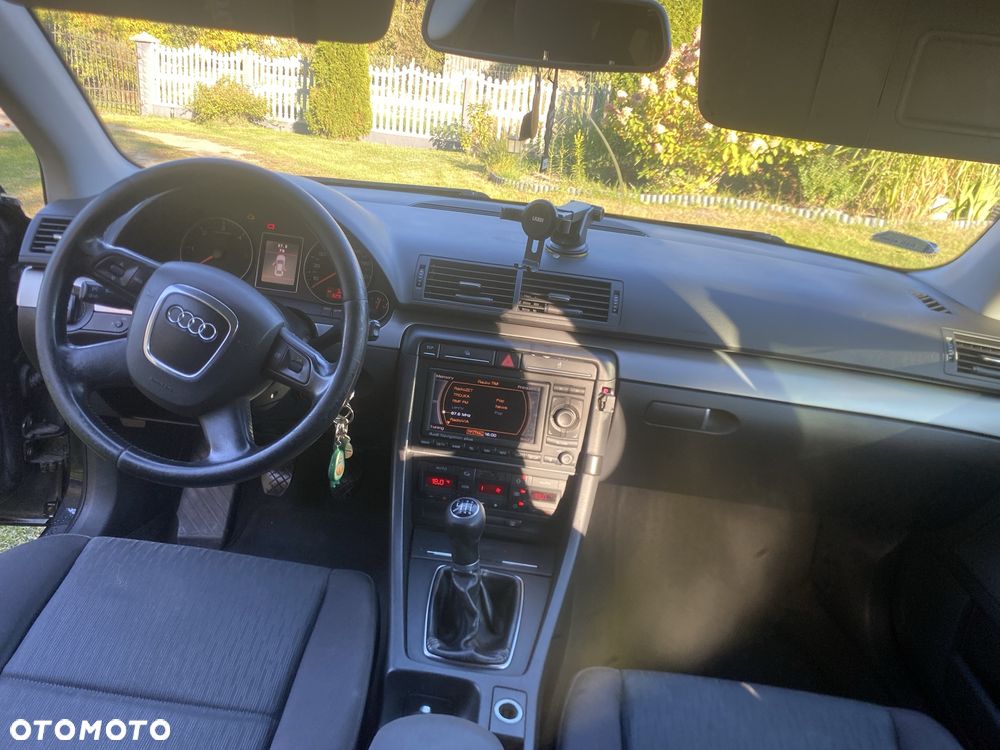Audi A4 Avant - 6