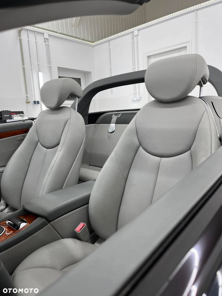 Mercedes-Benz SL 500 - 11