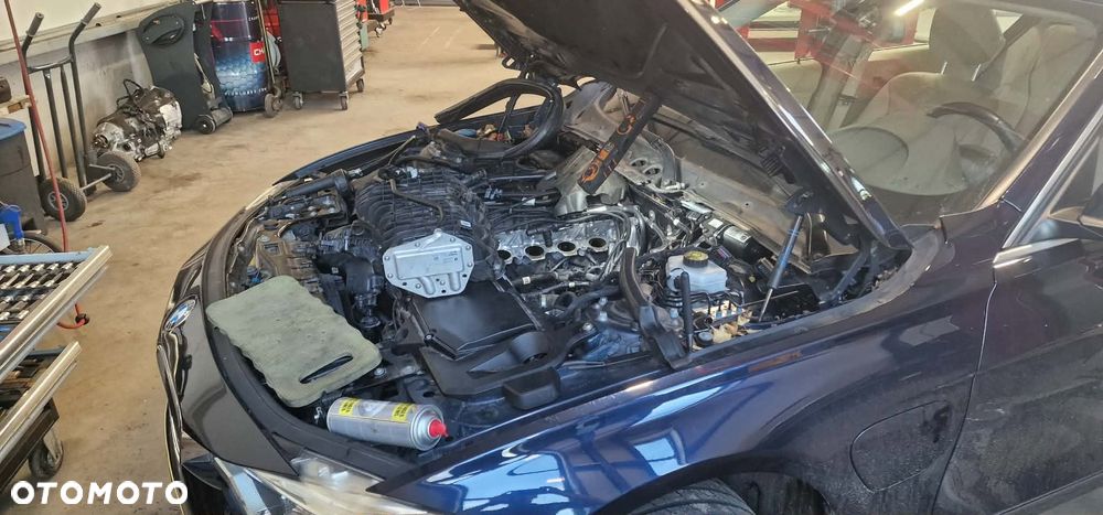 BMW Seria 3 330e iPerformance Sport Line - 34