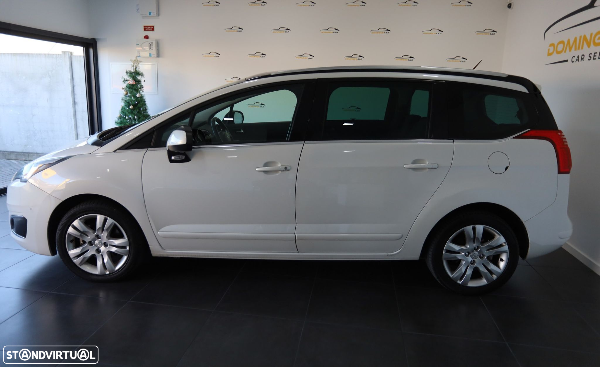 Peugeot 5008 1.6 BlueHDi Allure EAT6 J17 - 3