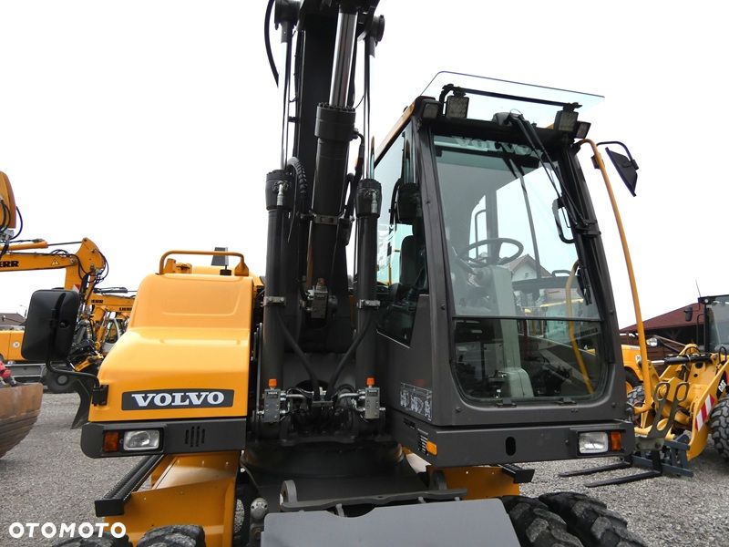 Volvo EW140D ROTOTILT ZE SZCZYPCAMI / Sprowadzona / - 38