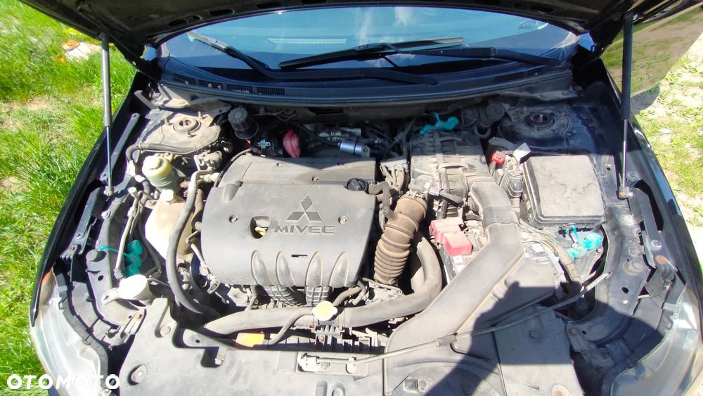 Mitsubishi Lancer 1.8 Inform - 17