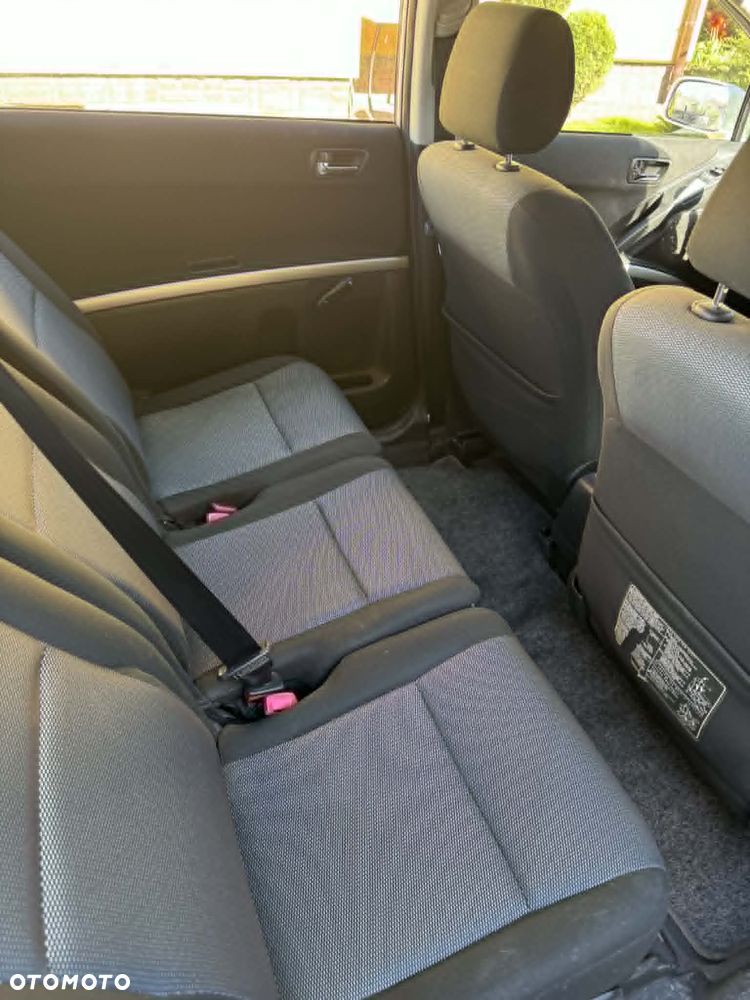 Toyota Corolla Verso 2.0 D-4D Executive - 10