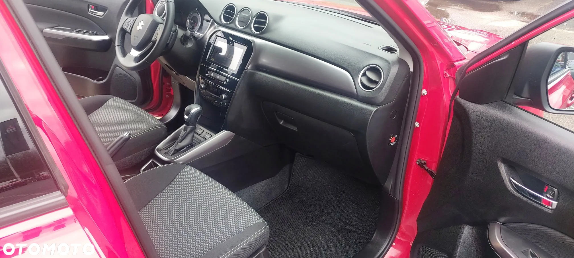 Suzuki Vitara 1.5 Strong Hybrid Premium 2WD AGS - 9