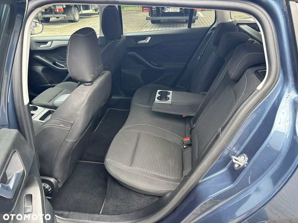 Ford Focus - 19