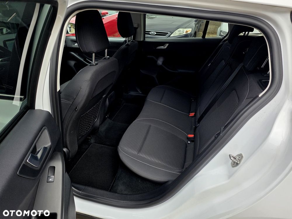 Ford Focus 2.0 TDCi Titanium ASS - 8