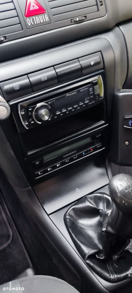 Skoda Octavia 1.9 TDI Tour - 4