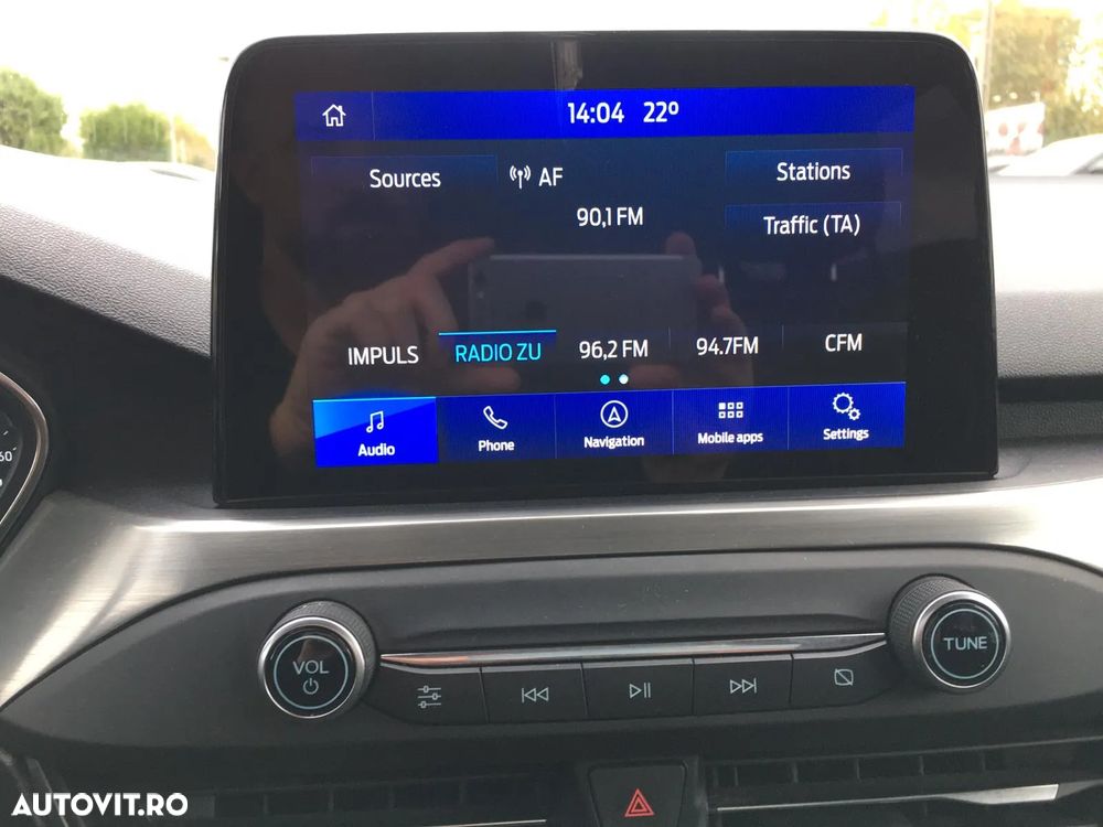 Ford Focus Turnier 1.5 EcoBlue Start-Stopp-System TITANIUM DESIGN - 33