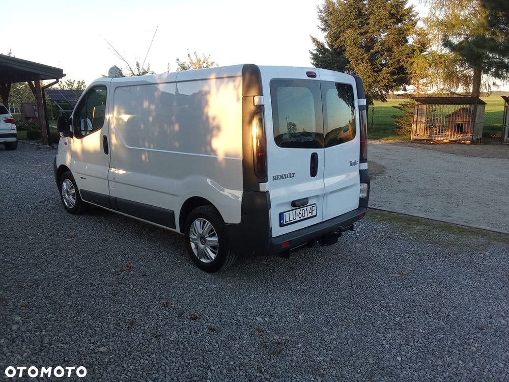 Renault Trafic - 13