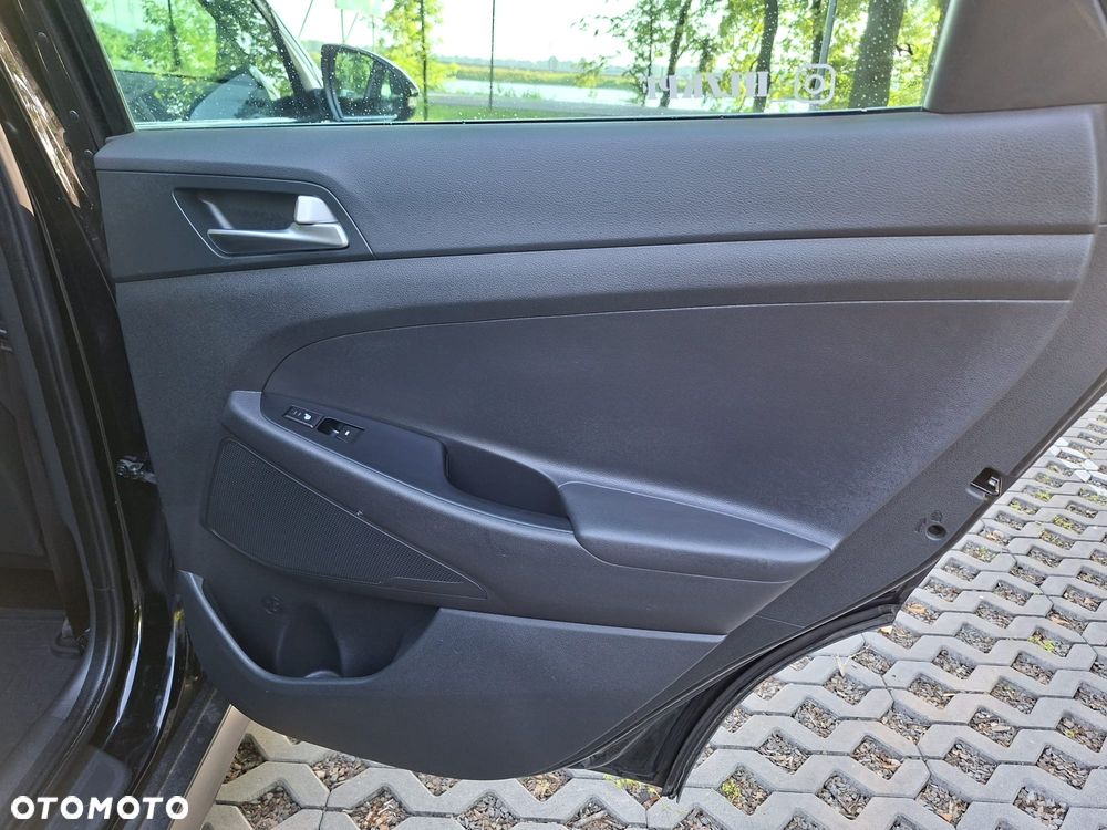 Hyundai Tucson 1.6 Turbo 4WD Intro Edition - 32