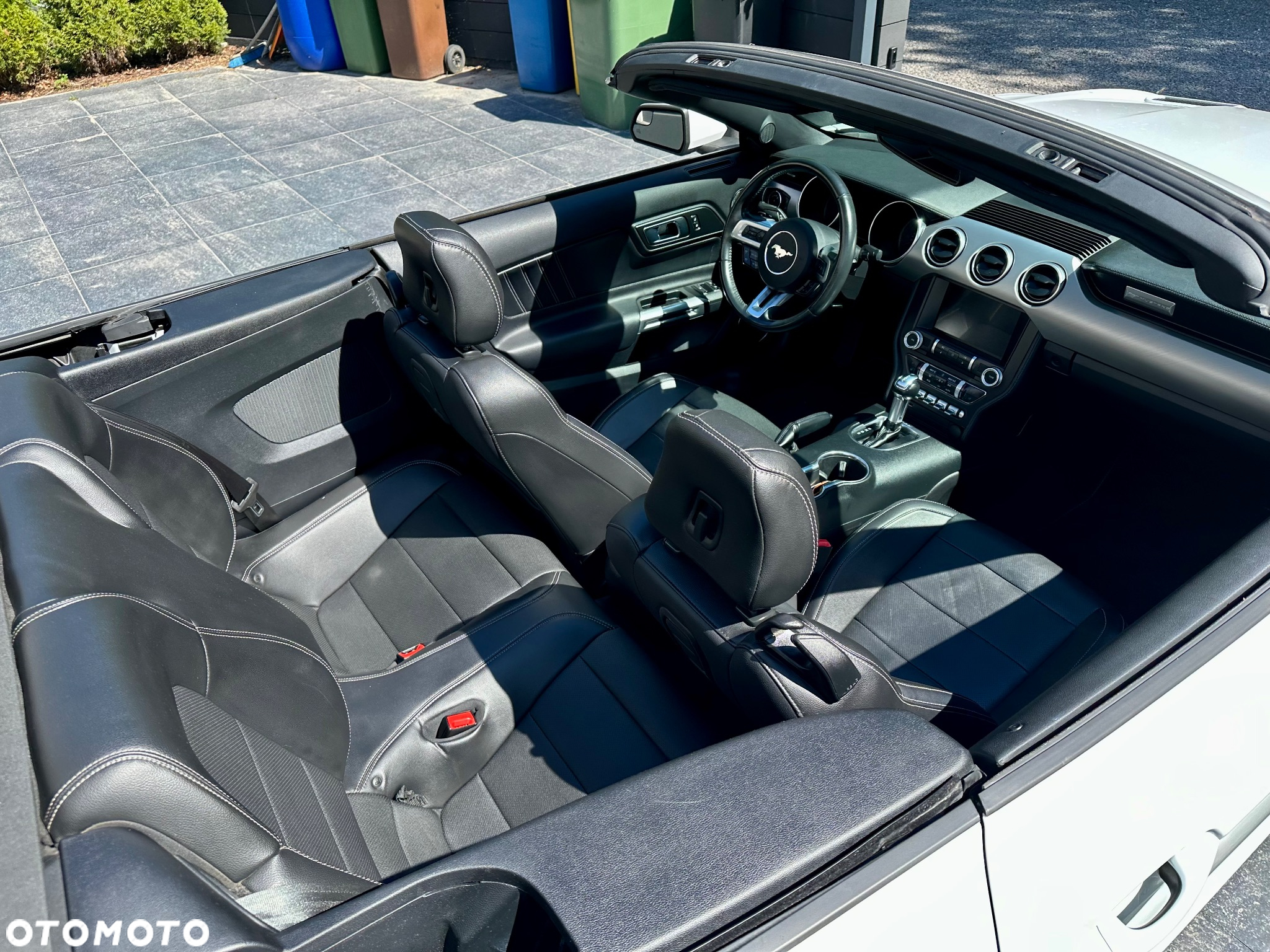 Ford Mustang Cabrio 2.3 Eco Boost - 9