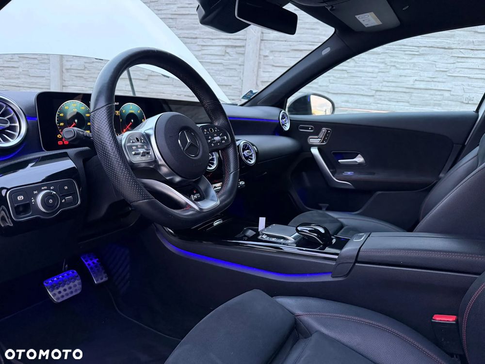 Mercedes-Benz Klasa A 200 d 8G-DCT AMG Line - 11