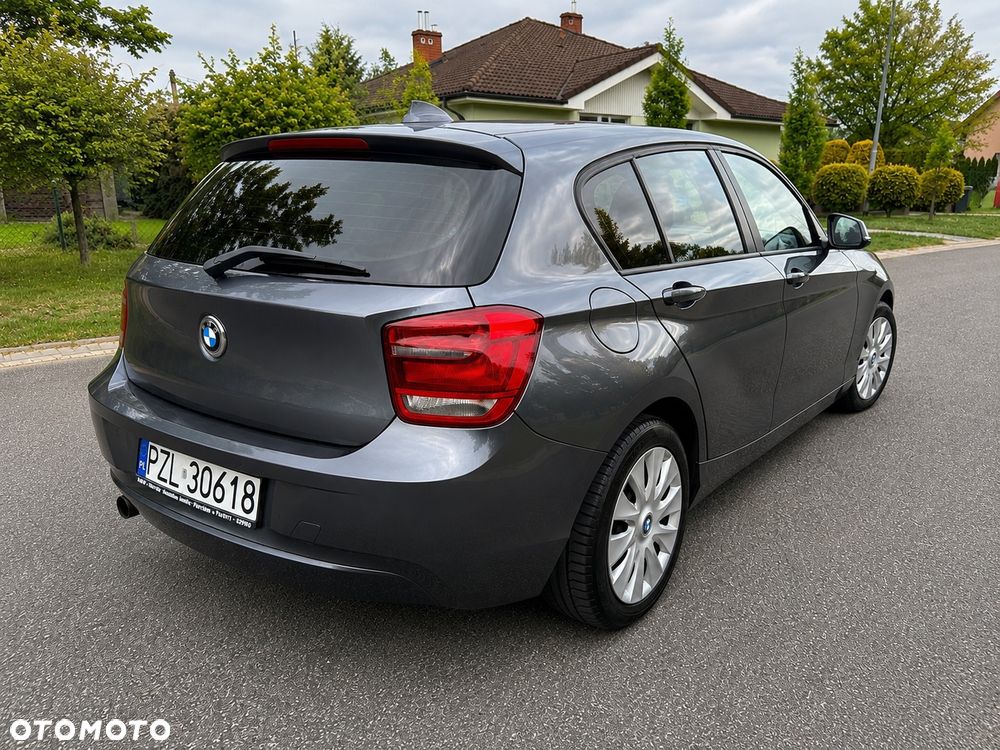 BMW Seria 1 118i Sport Line - 10