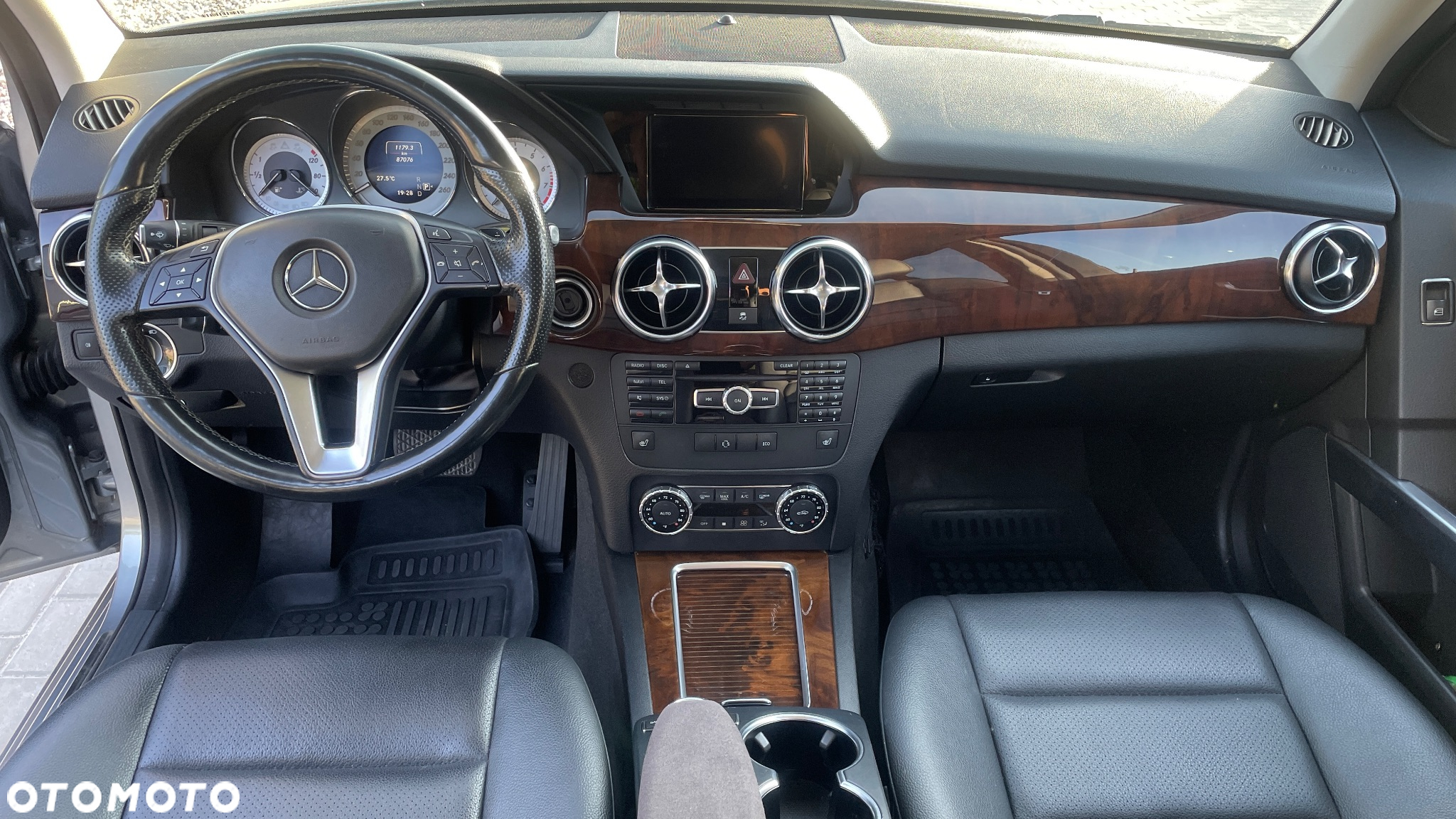 Mercedes-Benz GLK 350 4-Matic - 9