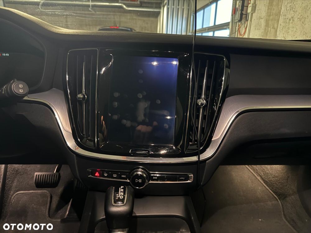Volvo V60 D4 AWD - 19