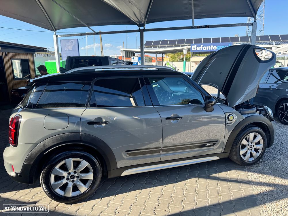 MINI Countryman Cooper SE ALL4 Auto - 14