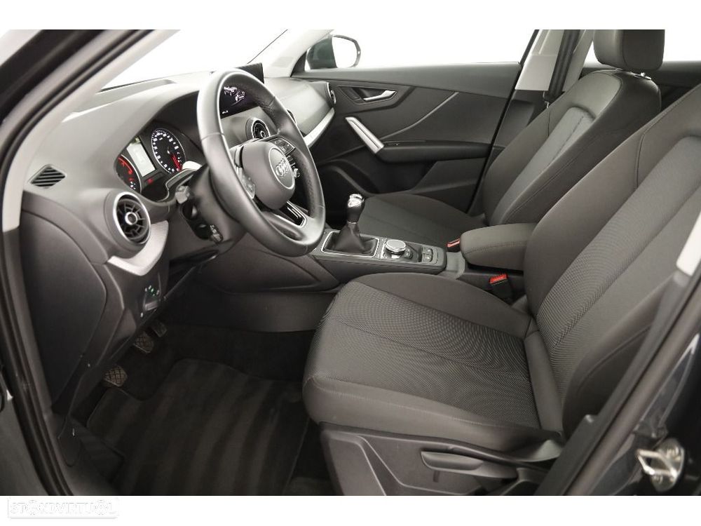 Audi Q2 30 TFSI - 22