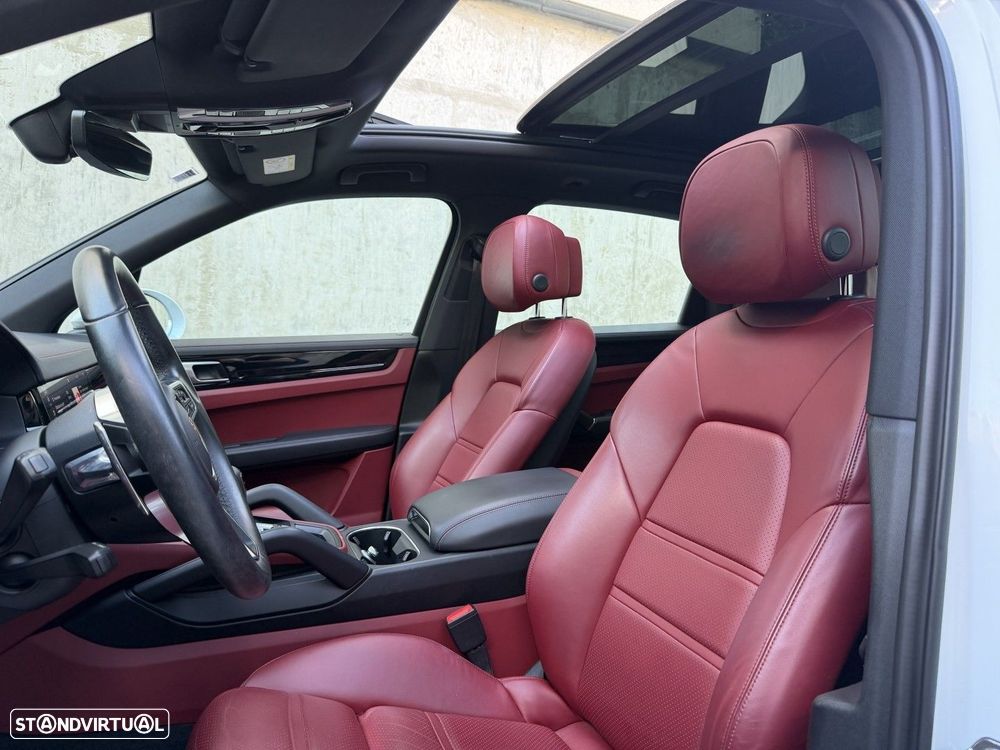 Porsche Cayenne E-Hybrid Platinum Edition - 12