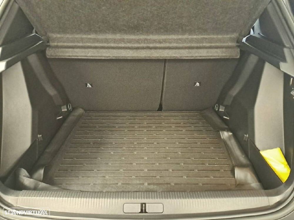 Peugeot 2008 1.2 Allure - 6