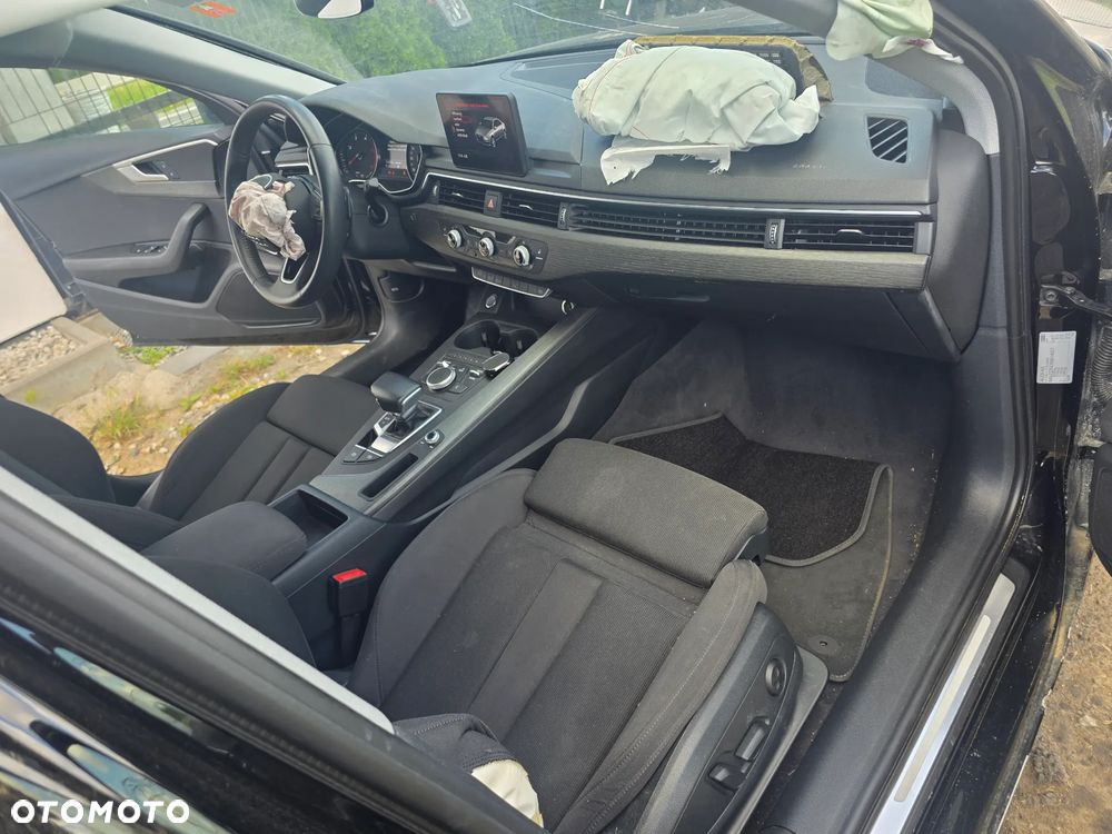 Audi A4 Limousine 2.0 TDI Sport S tronic - 14