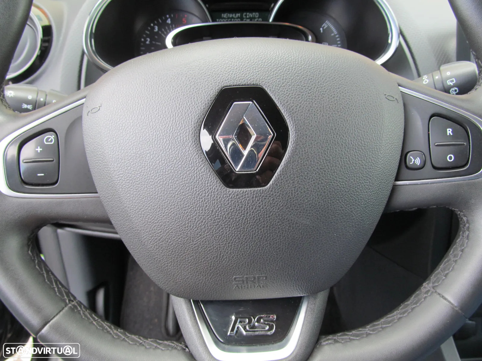 Renault Clio Sport Tourer (Energy) dCi 90 Start & Stop INTENS - 17