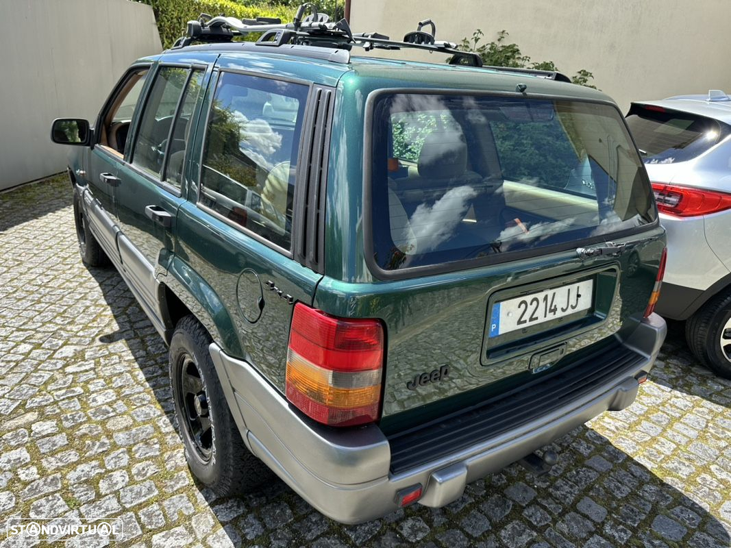 Jeep Grand Cherokee 2.5 TD Laredo - 12