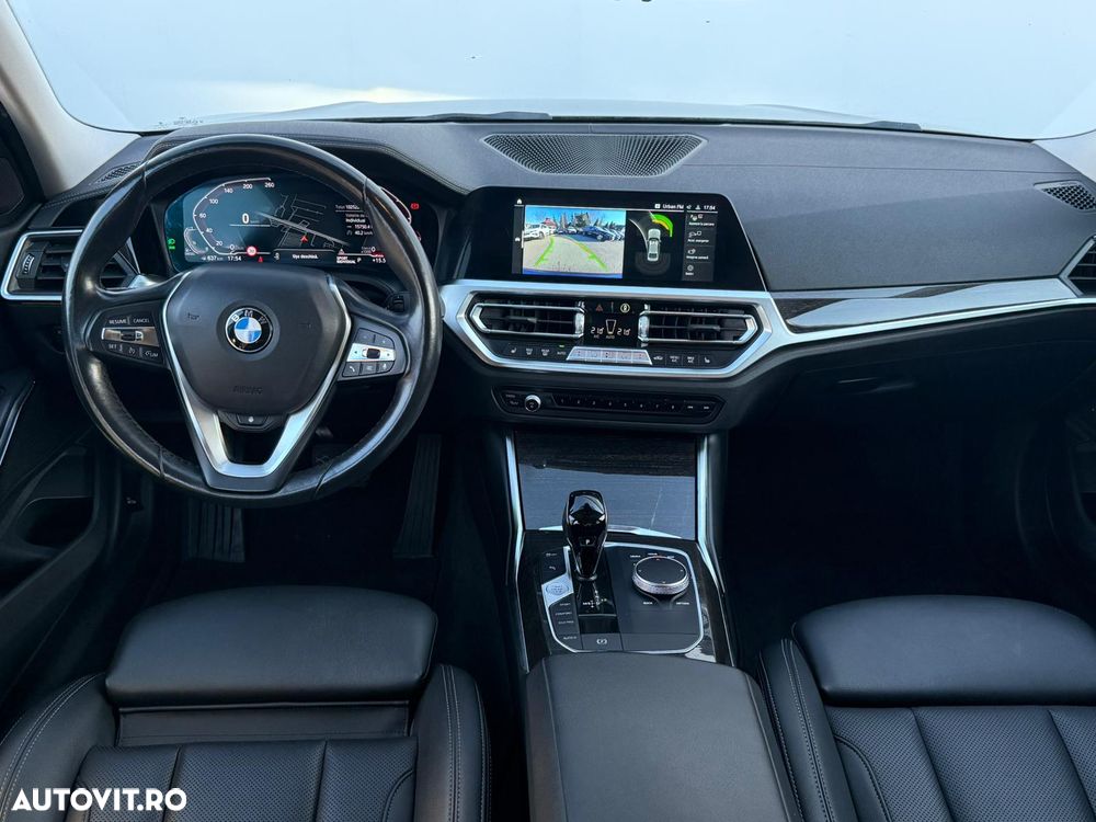 BMW Seria 3 320d xDrive AT MHEV - 10