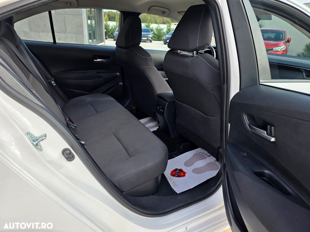 Toyota Corolla Sedan 1.8 HSD Dynamic - 22