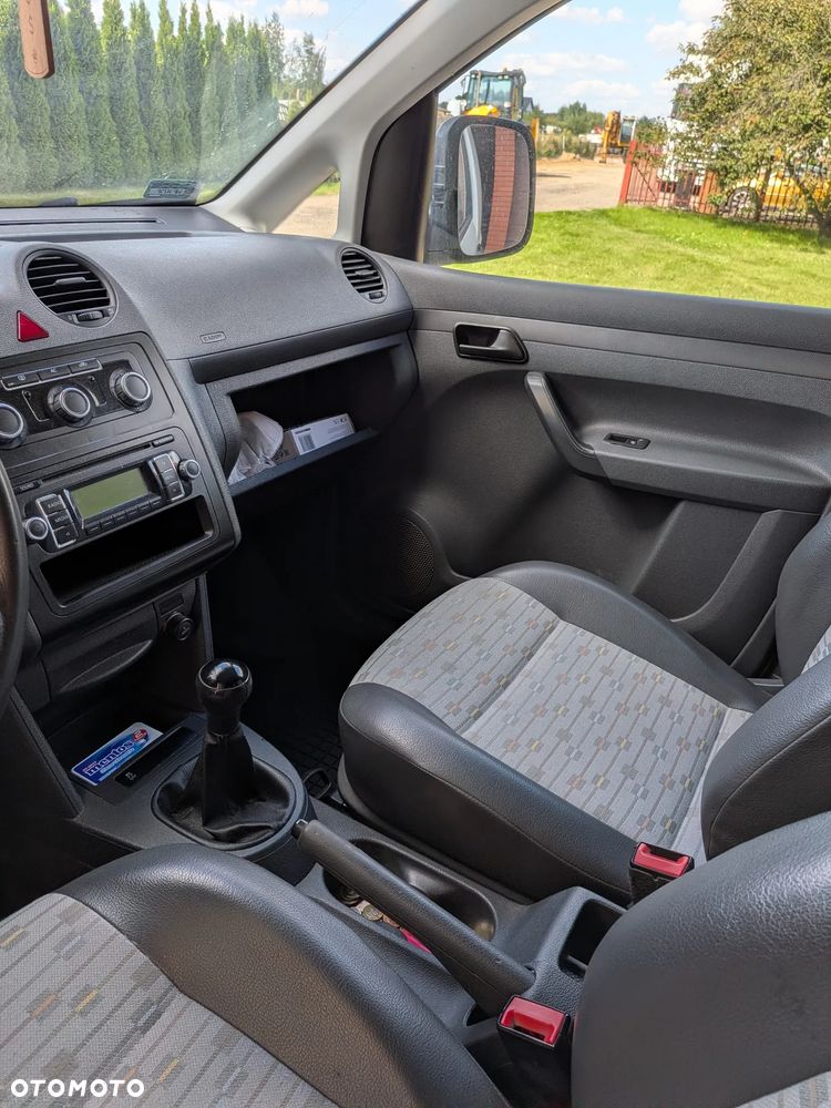 Volkswagen CADDY - 9