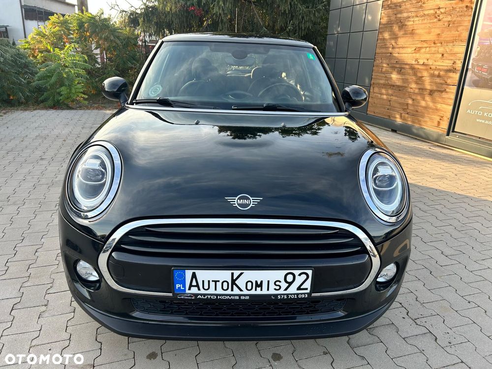 MINI Cooper Classic Trim - 17