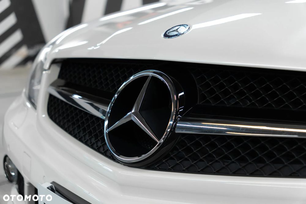 Mercedes-Benz SL 63 AMG - 14