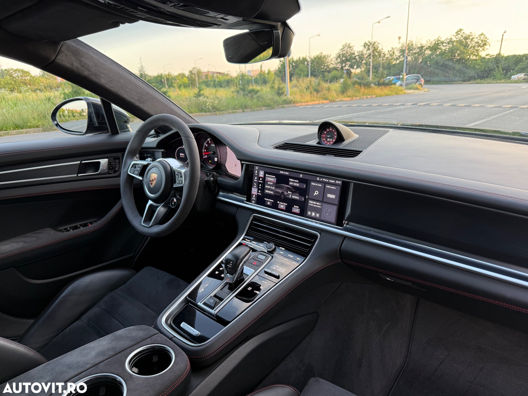 Porsche Panamera GTS - 23