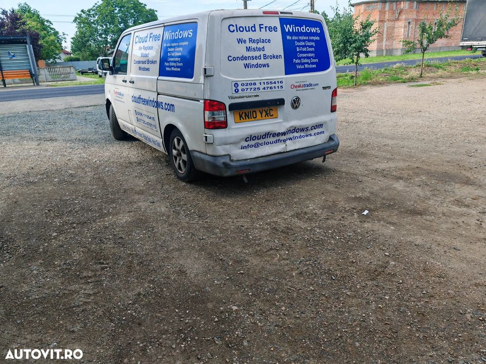 Dezmembrez Volkswagen T5 , an 2011 , 2,0D , cod motor CAA - 6