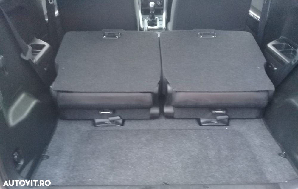 Suzuki Grand Vitara 1.9 DDiS Black&White DPF - 6