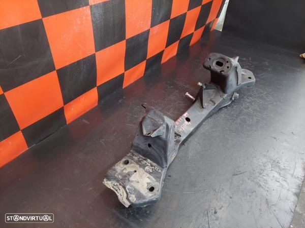 Charriot Dianteiro Toyota Hiace Iv Caixa (__H1_, __H2_) - 2