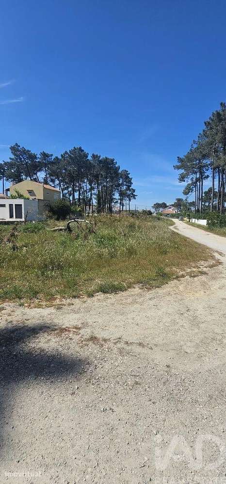 Terreno em Charneca de Caparica e Sobreda - Grande imagem: 3/3