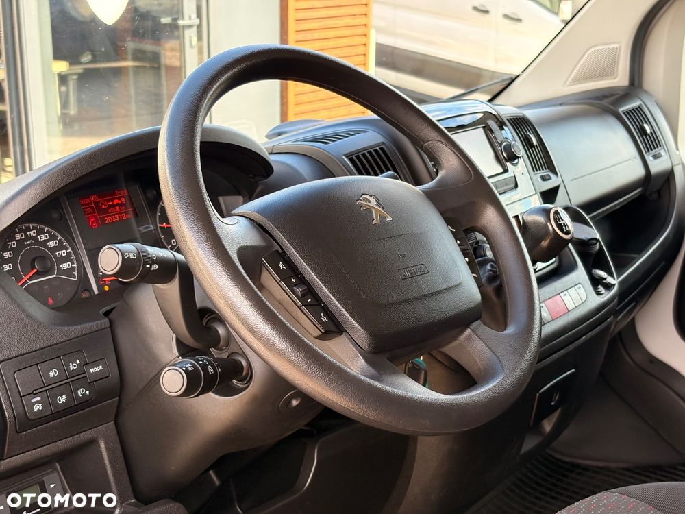 Peugeot Boxer 335 L3H2 Premium - 17
