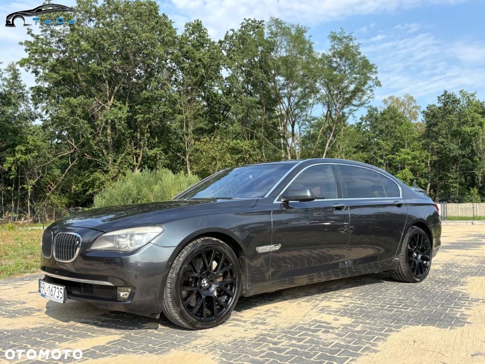 BMW Seria 7 750i L xDrive - 11